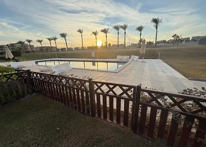 Apartment Golf Heights Sheikh Free Wifi